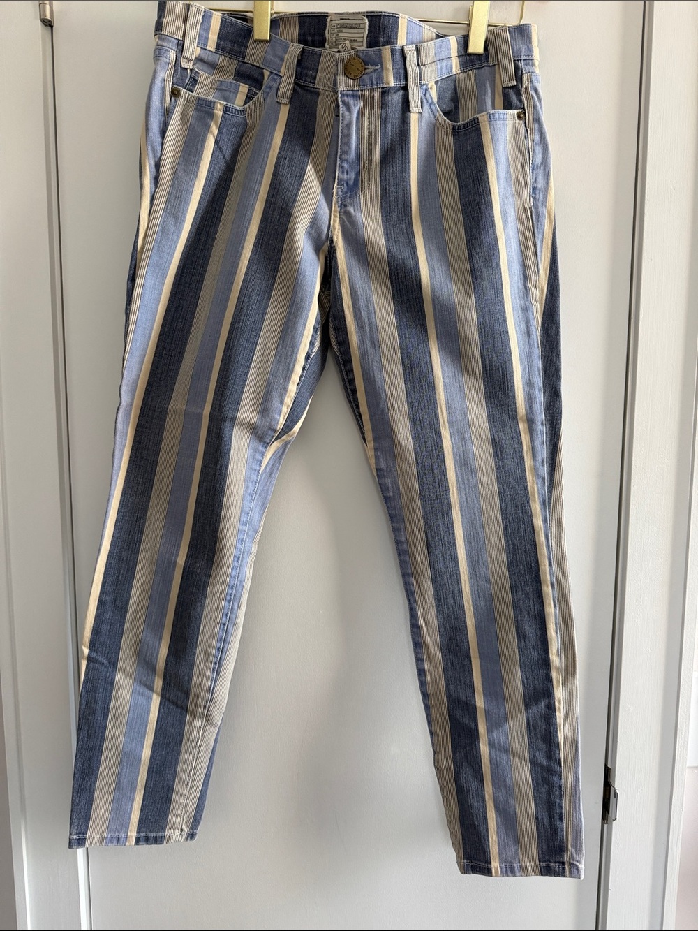 Current/Elliott Stiletto Moonbeam Stripe Jeans Size: 30